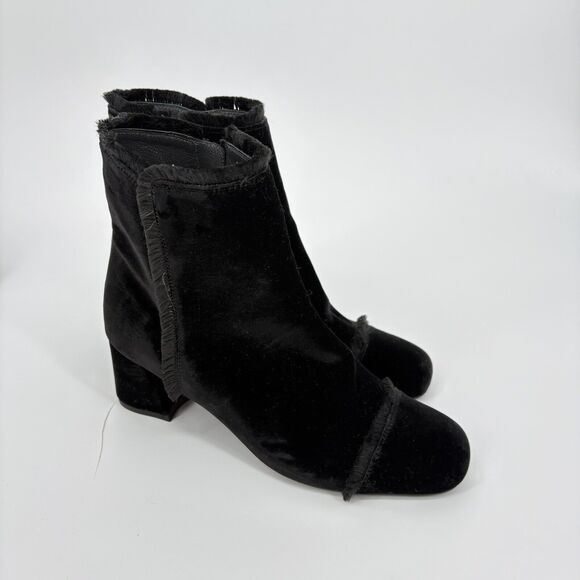 Stuart Weitzman On The Fringe Velvet Ankle Boots Size 7 M Black‎ Block Heel